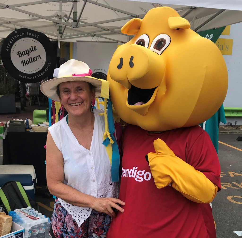 Sue with Mascot