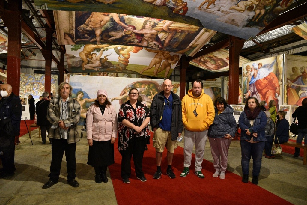 Lorikeet Centre members enjoy Michelangelo’s Sistine Chapel up close in Freo